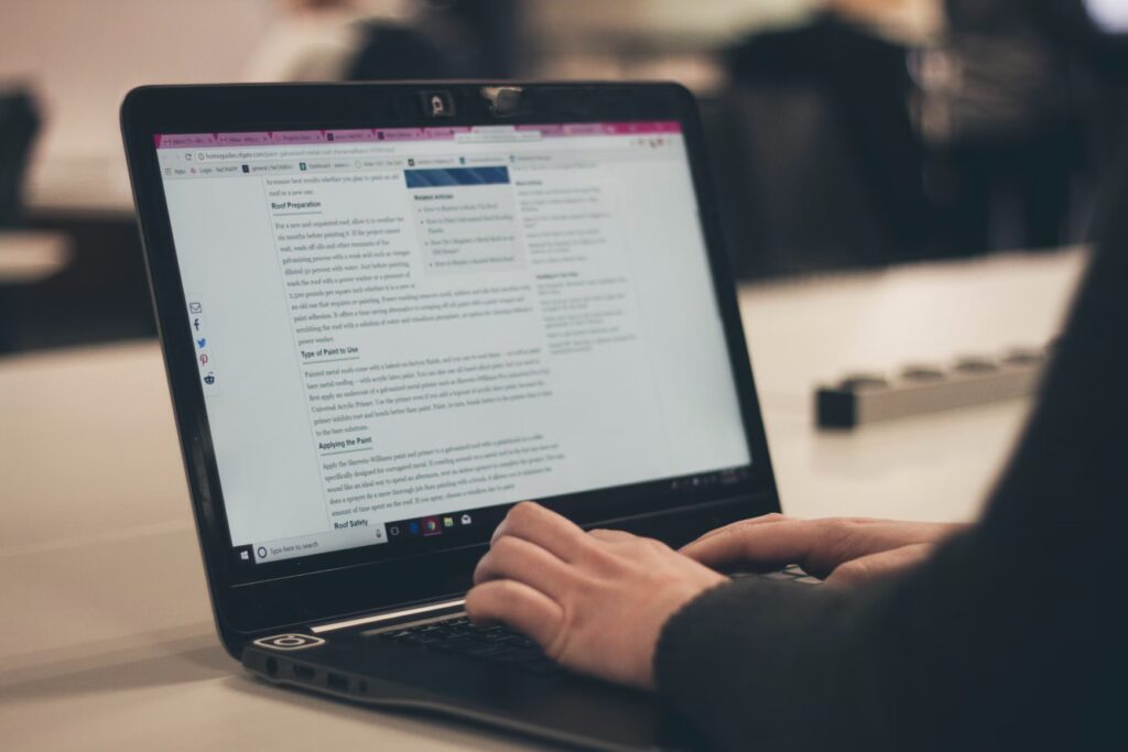 Key Benefits That Make Online Education Worth Considering Today